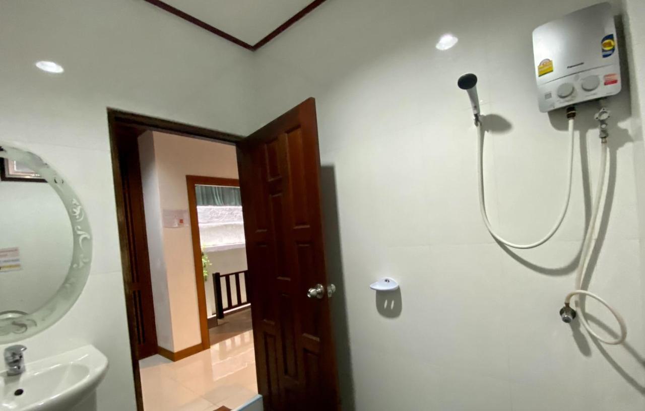 Lipe Inn Bagian luar foto