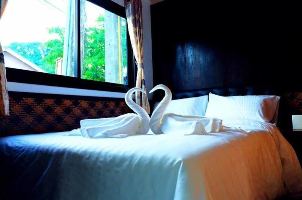 Lipe Inn Bagian luar foto